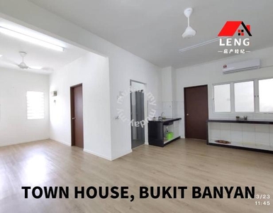 GOOD CONDITION & PARTLY FURNISHED Upstair Town House BUKIT BANYAN