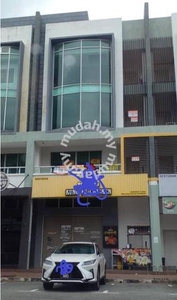 Melaka City, Kota Shahbandar 4 storey shop lot with lift unit for sale