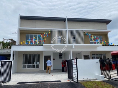 (New ) 100 % loan Freehold 2 sty Terrace Taman Serkam Ria, Melaka