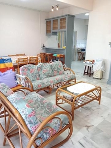 Pangsapuri Pasir Permai renovated and partly furnished for sale