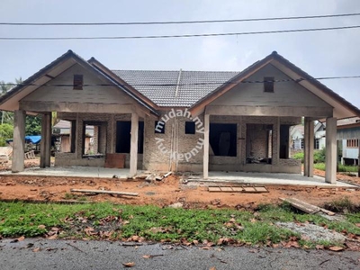 Rumah Semi-D Mampu Milik Kampung Tanjung Batu Rakit