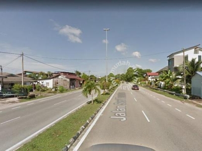 [Strategic land] beside Jalan pintasan Bukit Setongkol-Cenderawasih