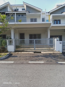 Taman YPJ Kulai Double Storey For Rent (Unfurnished)