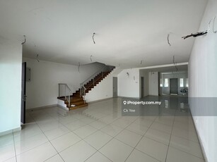 Brand New Unit! Limited Unit At This Taman! Welcome Viewing!