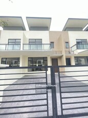 Central Park Tampoi Brand New Double Storey Terrace House For Sale