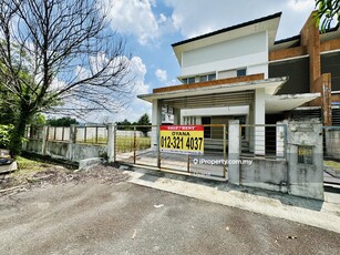 For Sale: Corner lot 2 Storey Cluster Semi D, Bandar Seri Putra, Bangi