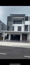Freehold Bromelia High End Brandnew 2.5 Storey Semi D House For Sale