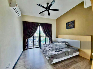 Iconic Skies unit nearby sungai ara and relau for rent