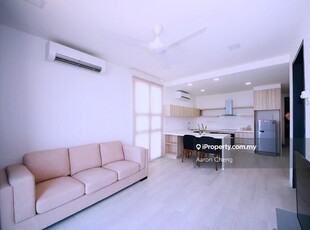 Sky Park 2 room unit available to rent now!!
