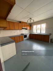 Usj 6 house landed for rent good condition newly painted and repair