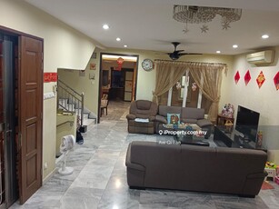 Well maintain super link house for sell