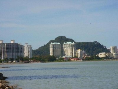 Ref:9767, Marina Bay Furnished Condo with 2 car parks at Tg Tokong near Tesco, Gurney Hotel...