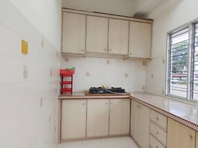 Well Court With Partially Furnish At Jalan Edgecumbe Kelawai For Rent