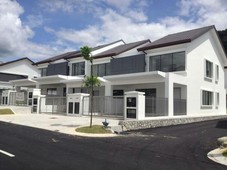 Limited Unit!!![Free 2 year installment]/0 % DP 20x85 Freehold Luxury Double Storey Superlink