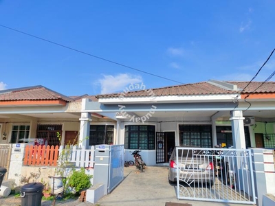 Single Storey Teres House With Extra Back Land At Teluk Intan