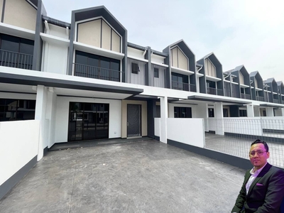 NEW HOUSE (LYRA 3) Freehold Bandar Bukit Raja 2