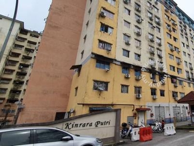 Puchong Kinrara Putri Apartment Corner Lot 780Sqft Got Lift