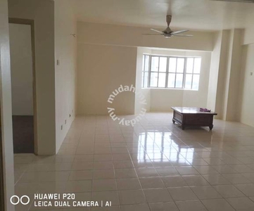 Regensi Klang (WELL MAINTAIN RENOVATED PARTIAL FURNISHED NICE VIEW)