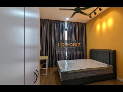 Cozy Room For Rent M Vertica 0 Deposit High End Condo Include Facility