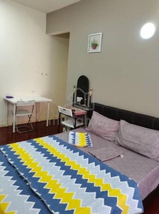 Master Room For Lady @ Seri Maya Condominium LRT SETIAWANGSA