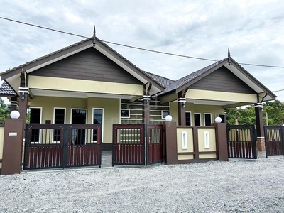 Rumah SEMI D CANTIK 2UNIT KG LANGGAR KUALA BERANG Hulu Terengganu