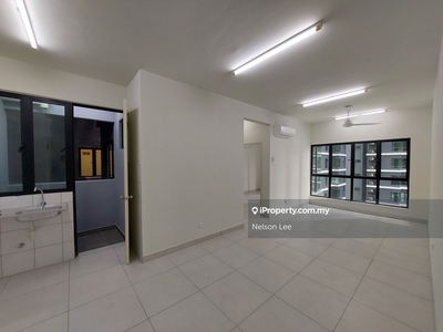 Walking distance to Tmn Connaught MRT station, Ready Move-in,