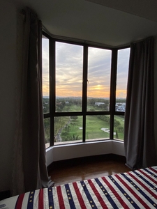 CASA TROPICANA CONDO – master room with golf view (FEMALE ONLY)