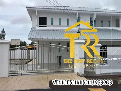 Double Storey Detached House For Rent