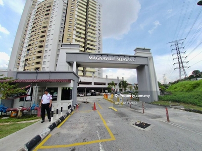 End Lot Magna Ville Condominium, Selayang