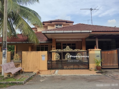 Freehold 1.5 Storey Terrace House in Taman Tunku Sarina