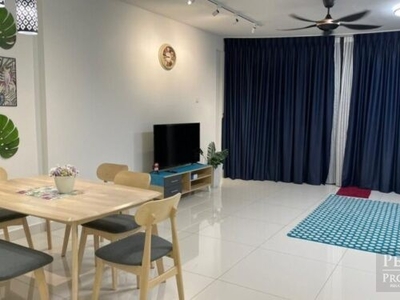 Fully Renovated With Quality Furnitures, Middle Floor, Private Lift