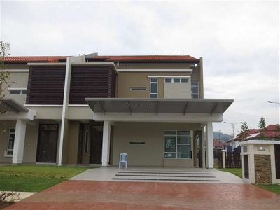 Limited Unit [ Hiltop BIG BIG Freehold Double Storey ] Only 7xxk With Resort Clubhouse