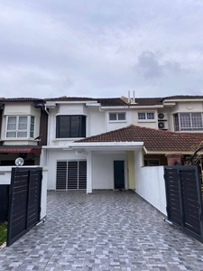 NICE Fully Renovated Non Bumi Lot Double Storey House Cassia 12 Bandar Botanic Bukit Tinggi Klang For Sale