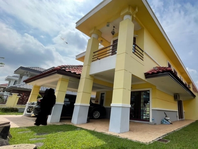 Semi-D House 5 Rooms 5 Baths for Sale in Sunway Damansara Kota Damansara