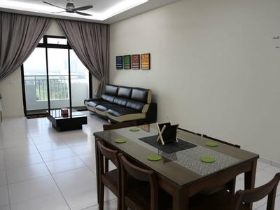 SKY VIEW Service Residence @ Bukit Indah fully furnished unit with swimming pool & playground view
