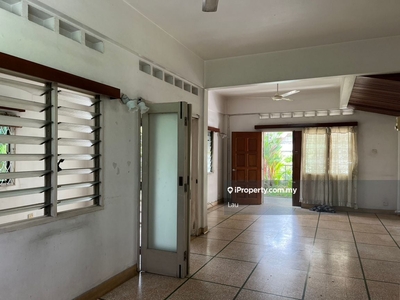 Value buy bungalow selling at terrace house price near mid valley