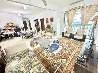 Villa Park Condo , Taman Bukit Serdang Sri Kembangan FOR SALE - 4 bedrooms - FREEHOLD