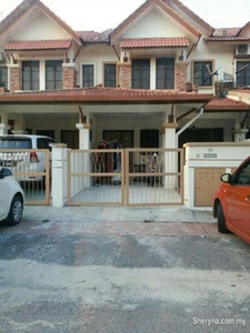 2 storey house Bandar Nusa Putra Puchong