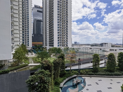 2+1 rooms pool view Setia City Residences furnished ready unit for rent