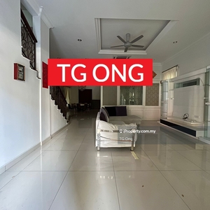 3 Storey Bungalow Location : D'Residence Bayan Lepas For Rent