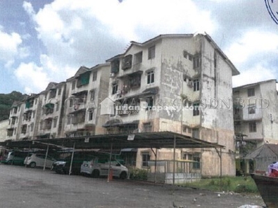 Apartment For Auction at Taman Setia Rawang