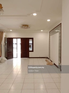 Bayor Bukit 2.5 Storey Semi-Detached House for Rent