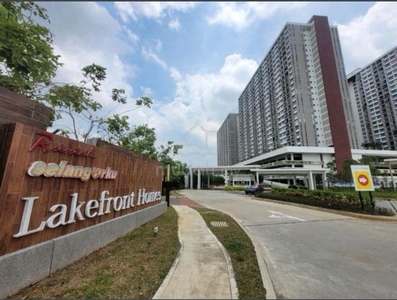 Cheap Prima Lakefront Homes 3 Bedrooms 2 Parking Near Hospital Cyberjaya For Rent