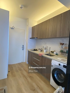 Cozy studio unit in central park for rent