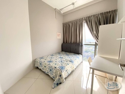 Affordable Middle Room near MRT Connaught