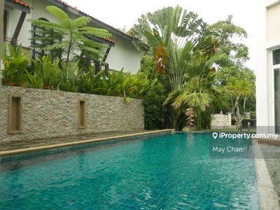 2 Storey Bungalow with swimming pool