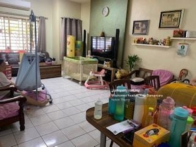 2.5 storey Terrace house for Sale