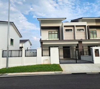 Double Storey Terrace House Endlot @ Bandar Putra Kulai