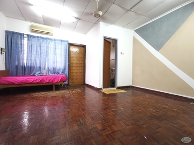 Fully Furnished Master Room Rent in Damansara Jaya, Petaling Jaya Near KDU College