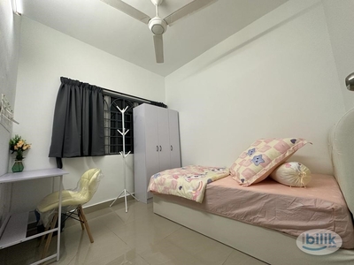 MIDDLE ROOM Pangsapuri Wira Fully Furnished Room For Rent (Taman Tun Perak)